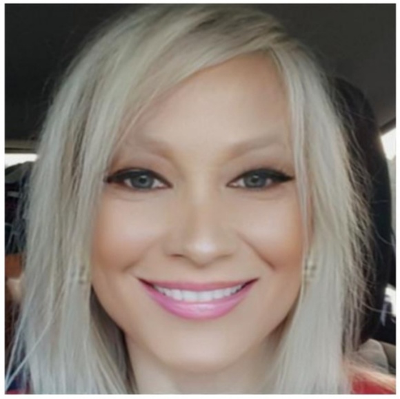 Meet your Posher, Mary - Picture 8 of 14